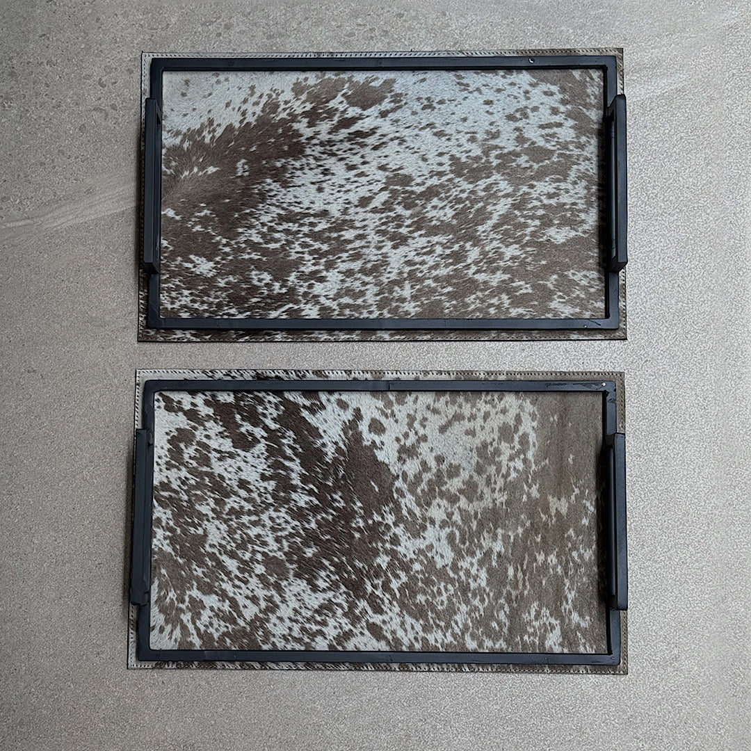 Set de dos charolas chicas de piel con pelo - Manchas blancas y beige