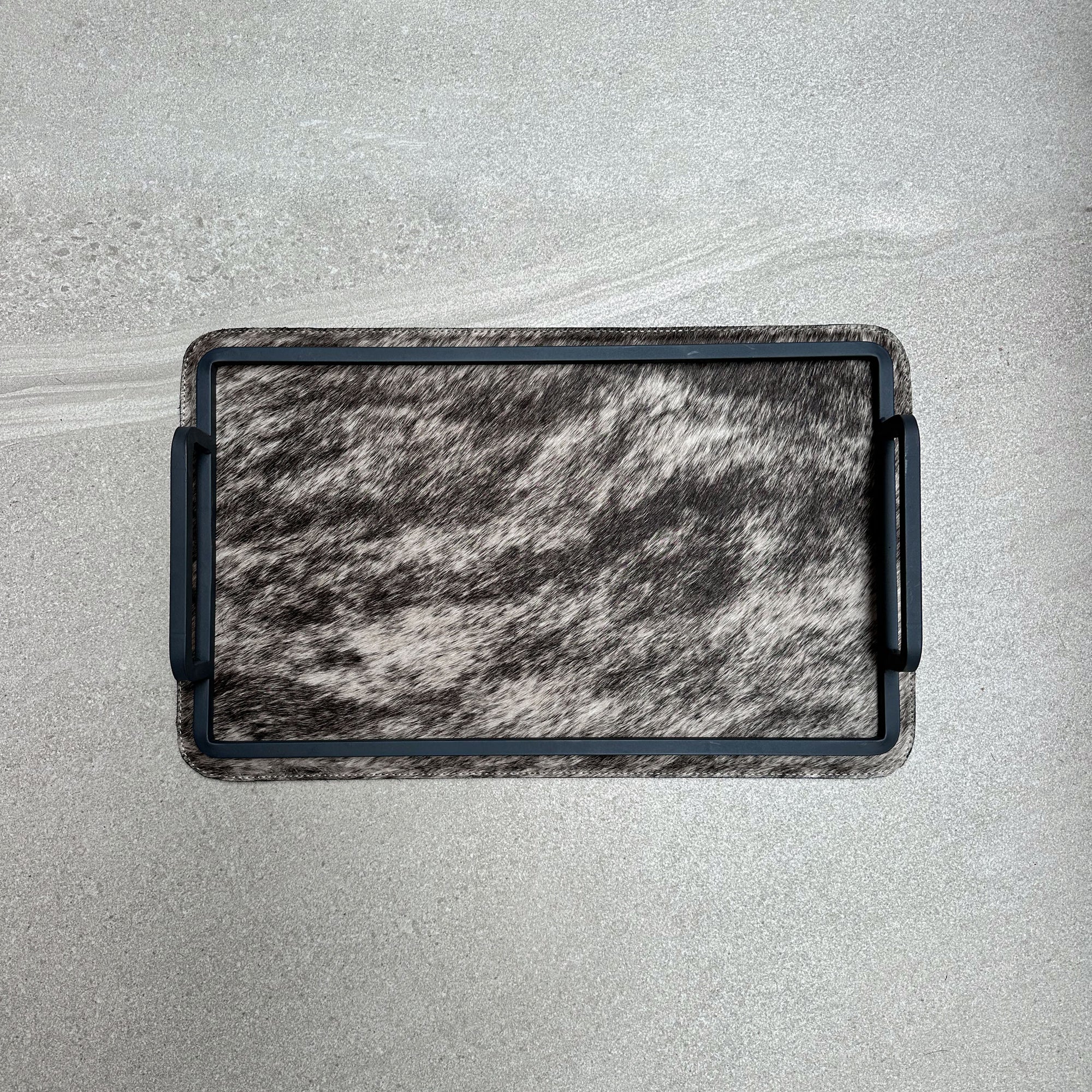 Charola de piel con pelo chica - Café con beige atigrado