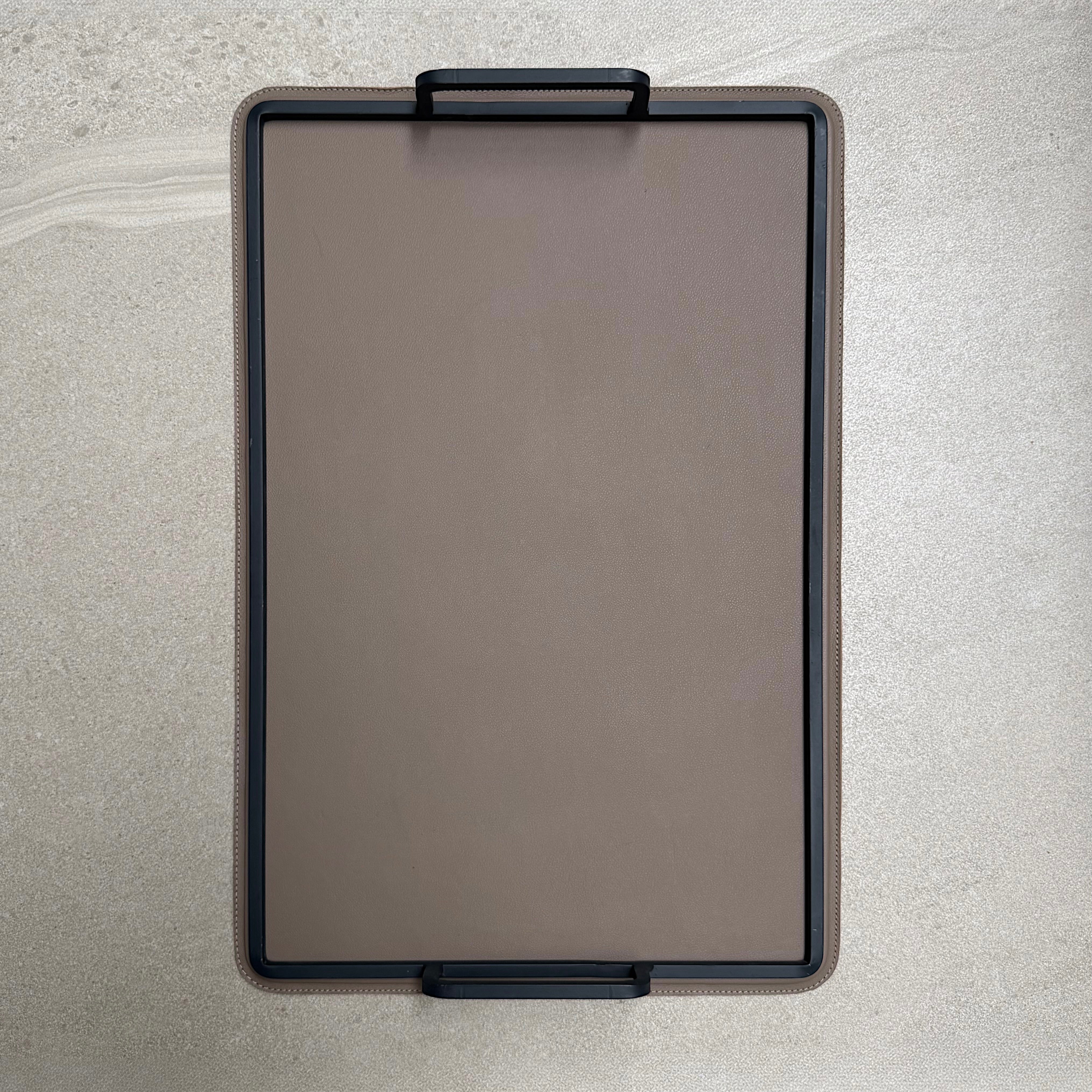Charola grande de piel - Beige