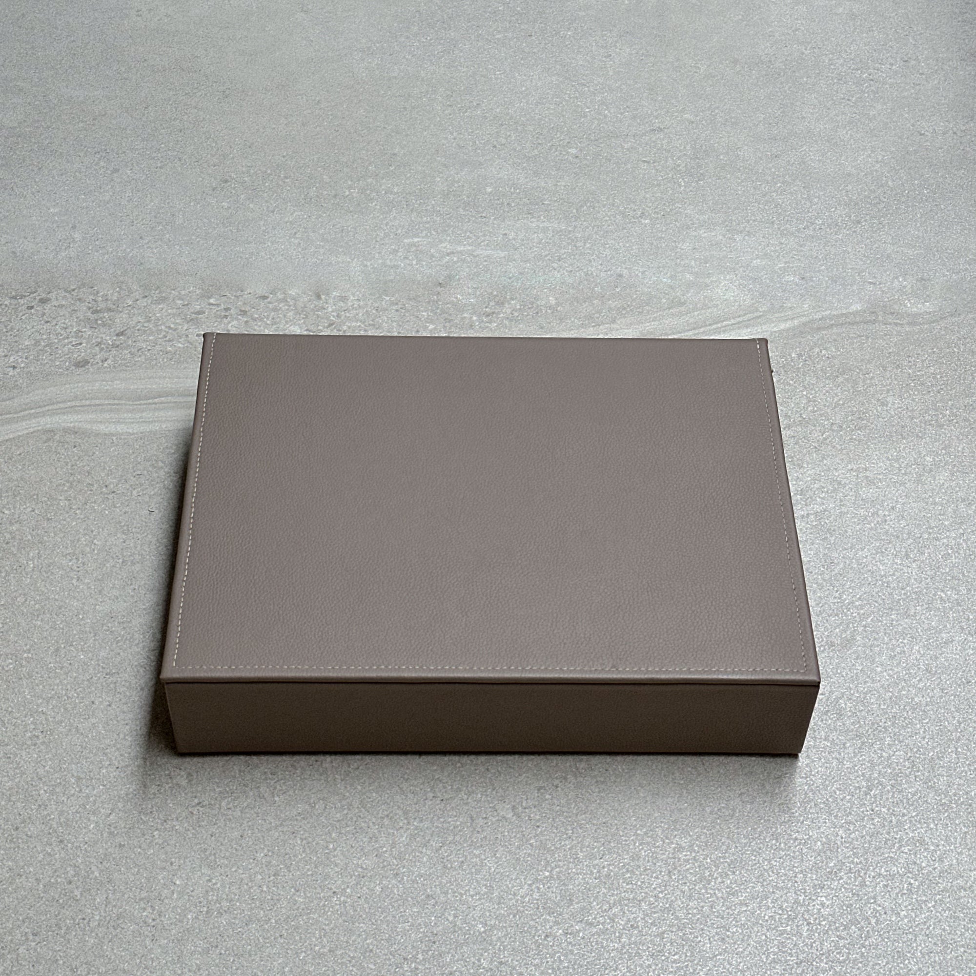 Caja de piel rectangular - Beige