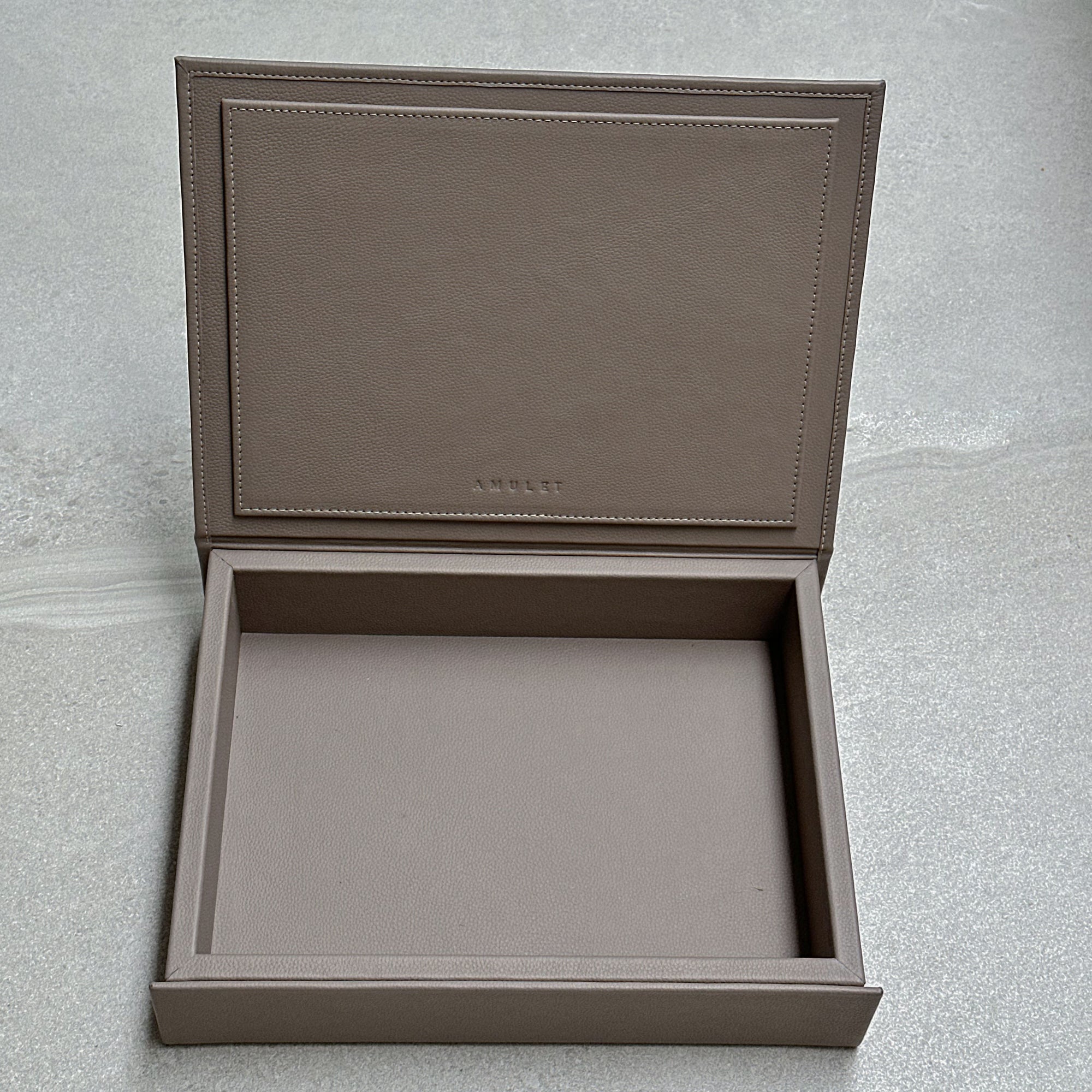 Caja de piel rectangular - Beige