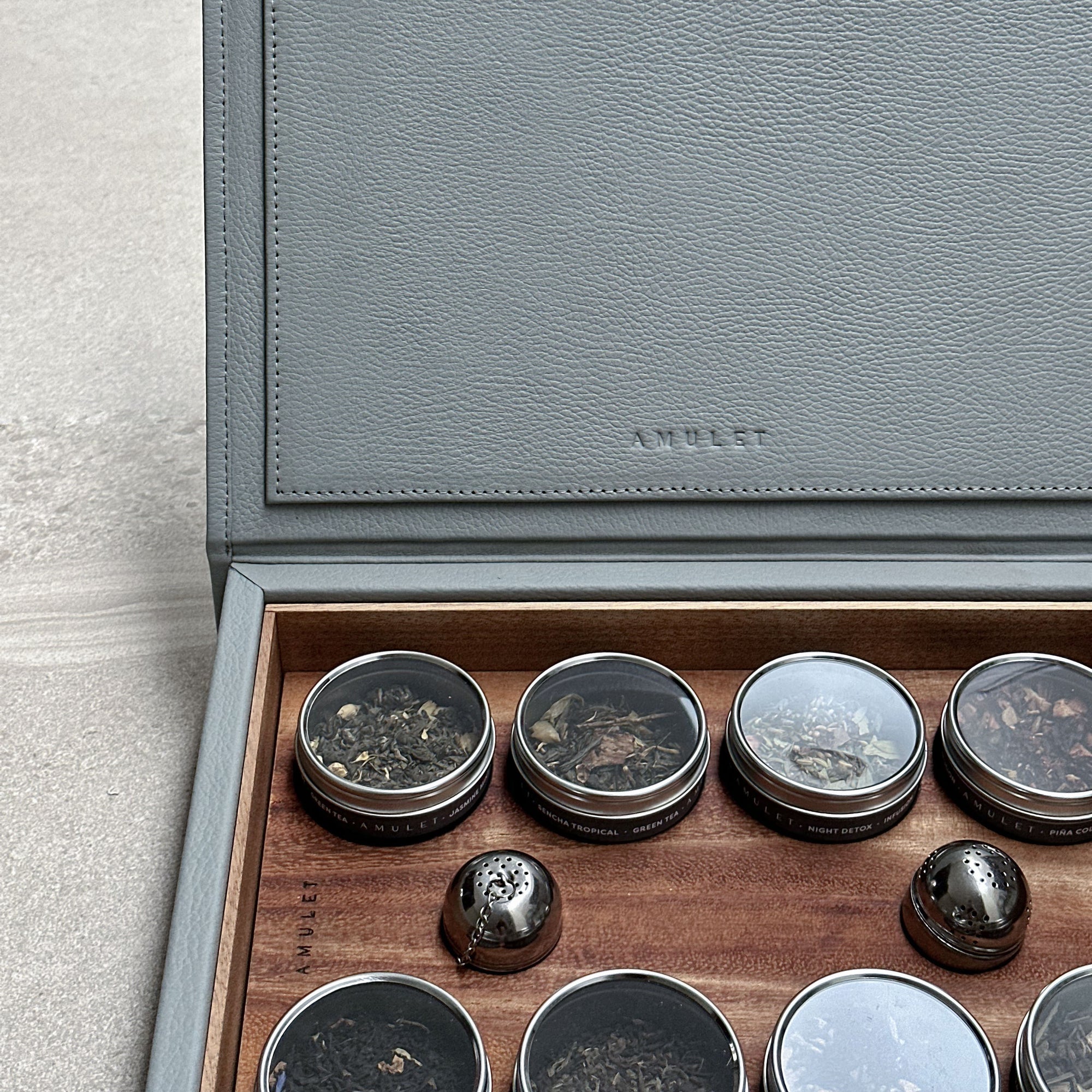 Caja de infusiones 8 latas - Gris