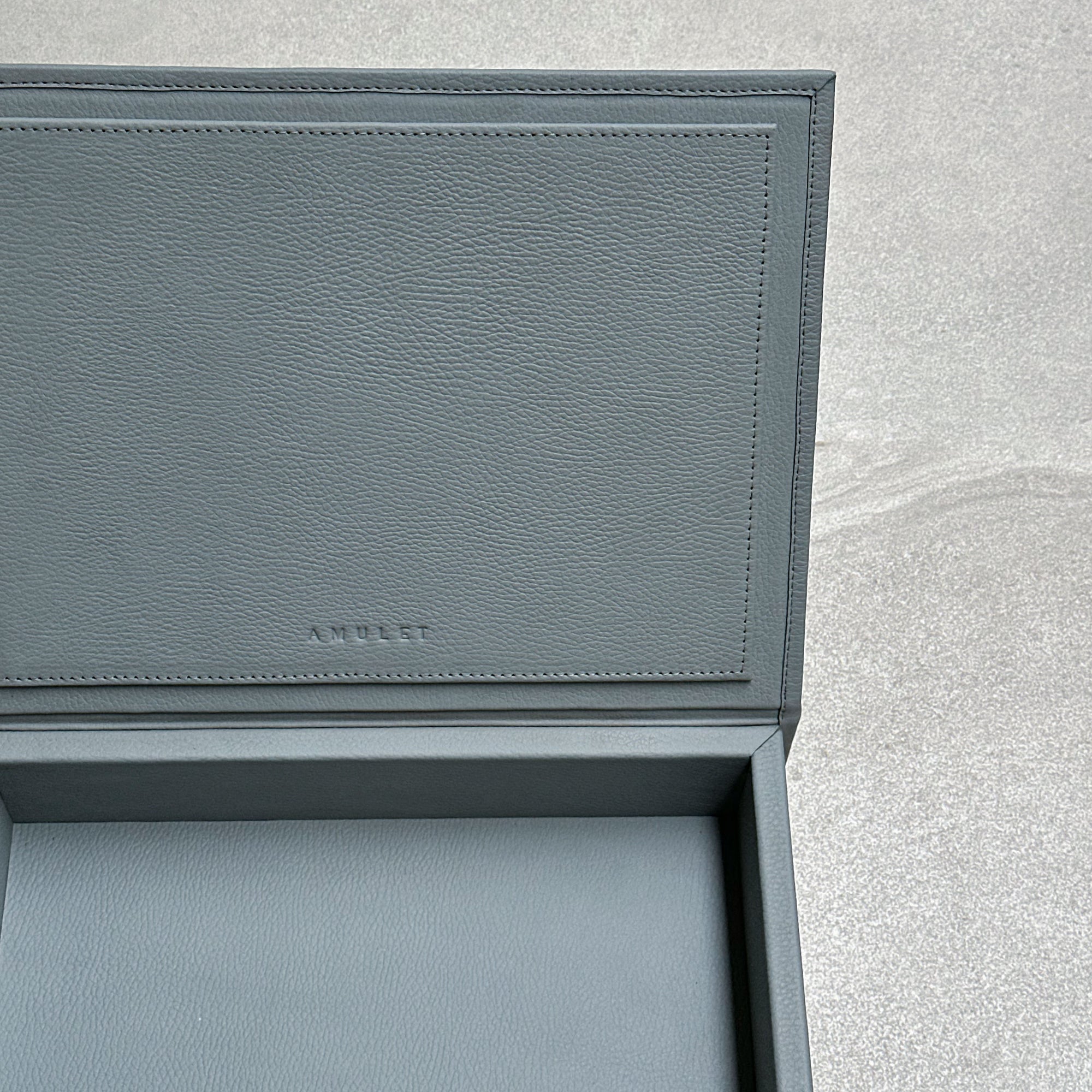 Caja de piel rectangular - Gris