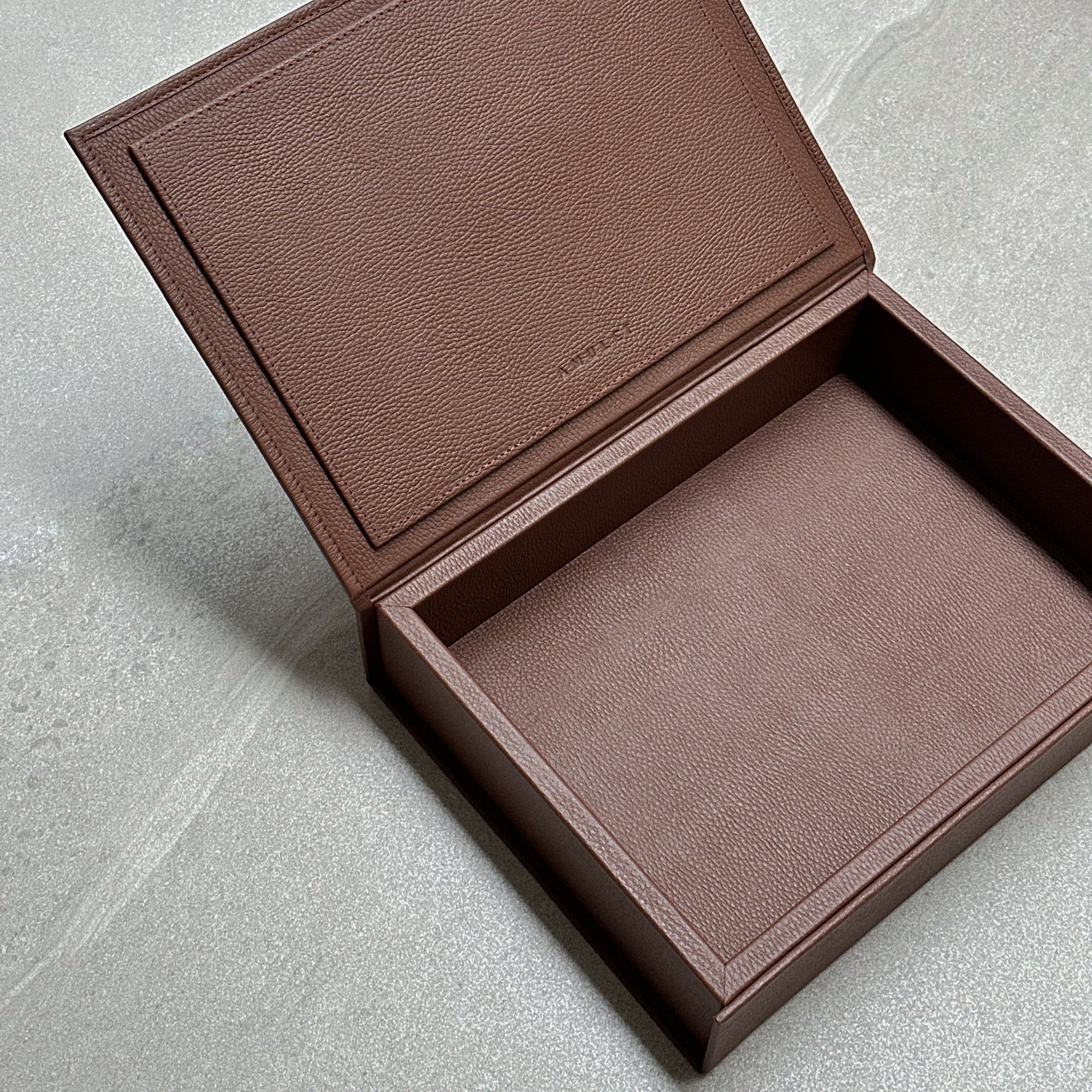 Caja de piel rectangular - Camel