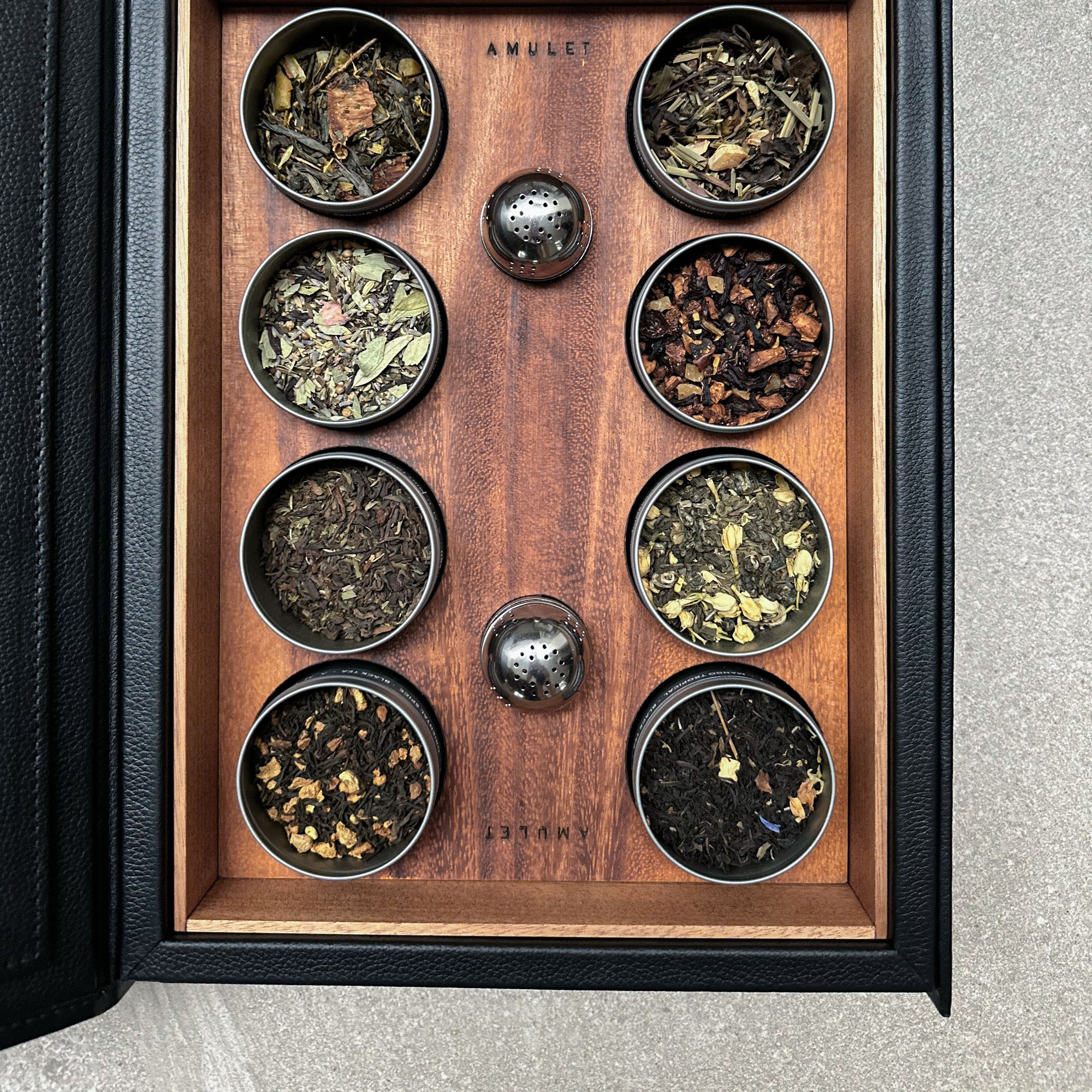 Caja de infusiones 8 latas - Negra