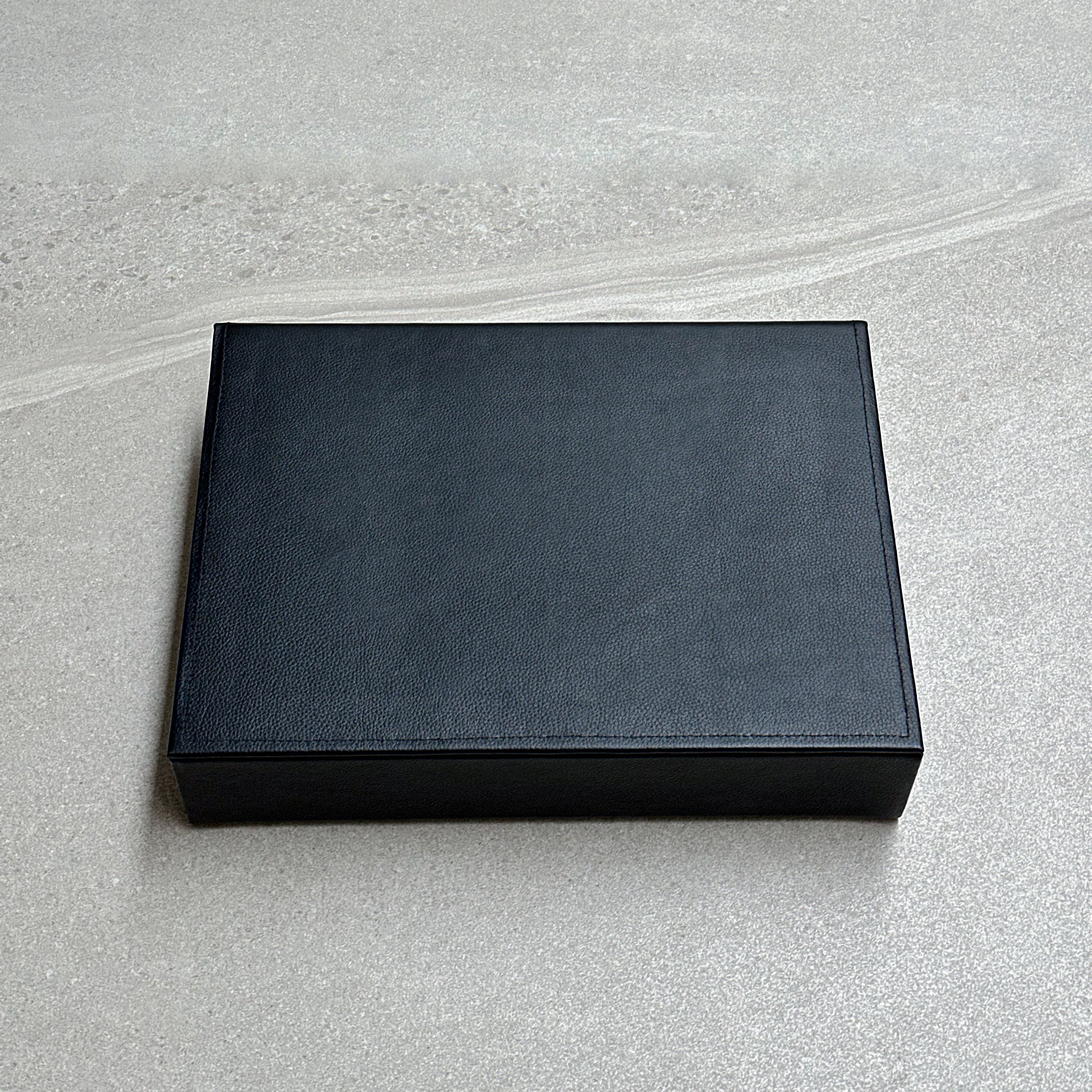 Caja de piel rectangular - Negra