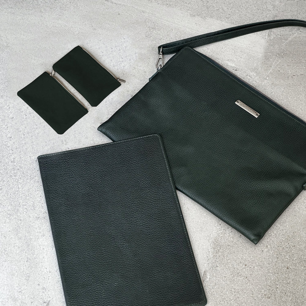 Backgammon de viaje de piel verde