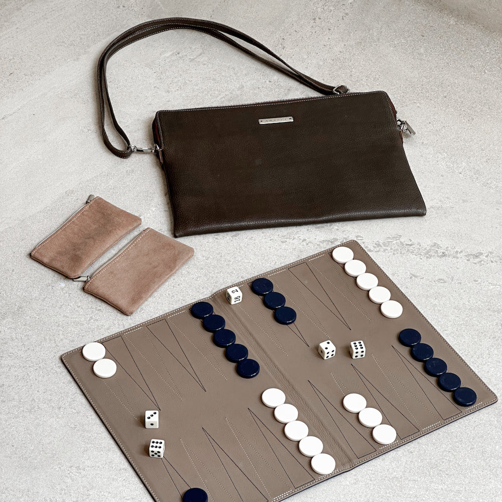 Backgammon de viaje de piel - Verde olivo cocodrilo con beige