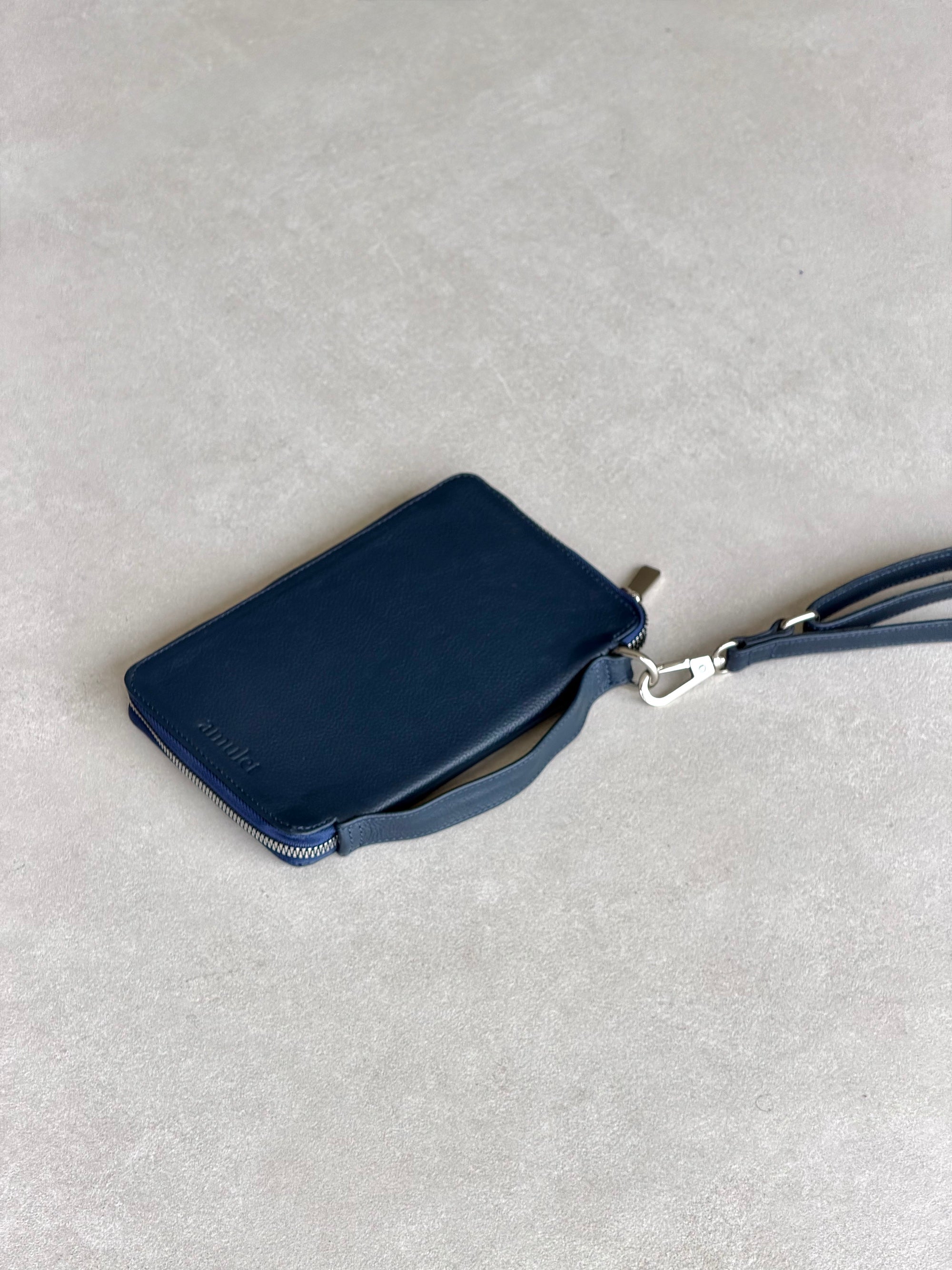 Portapasaporte familiar - Azul marino con camel