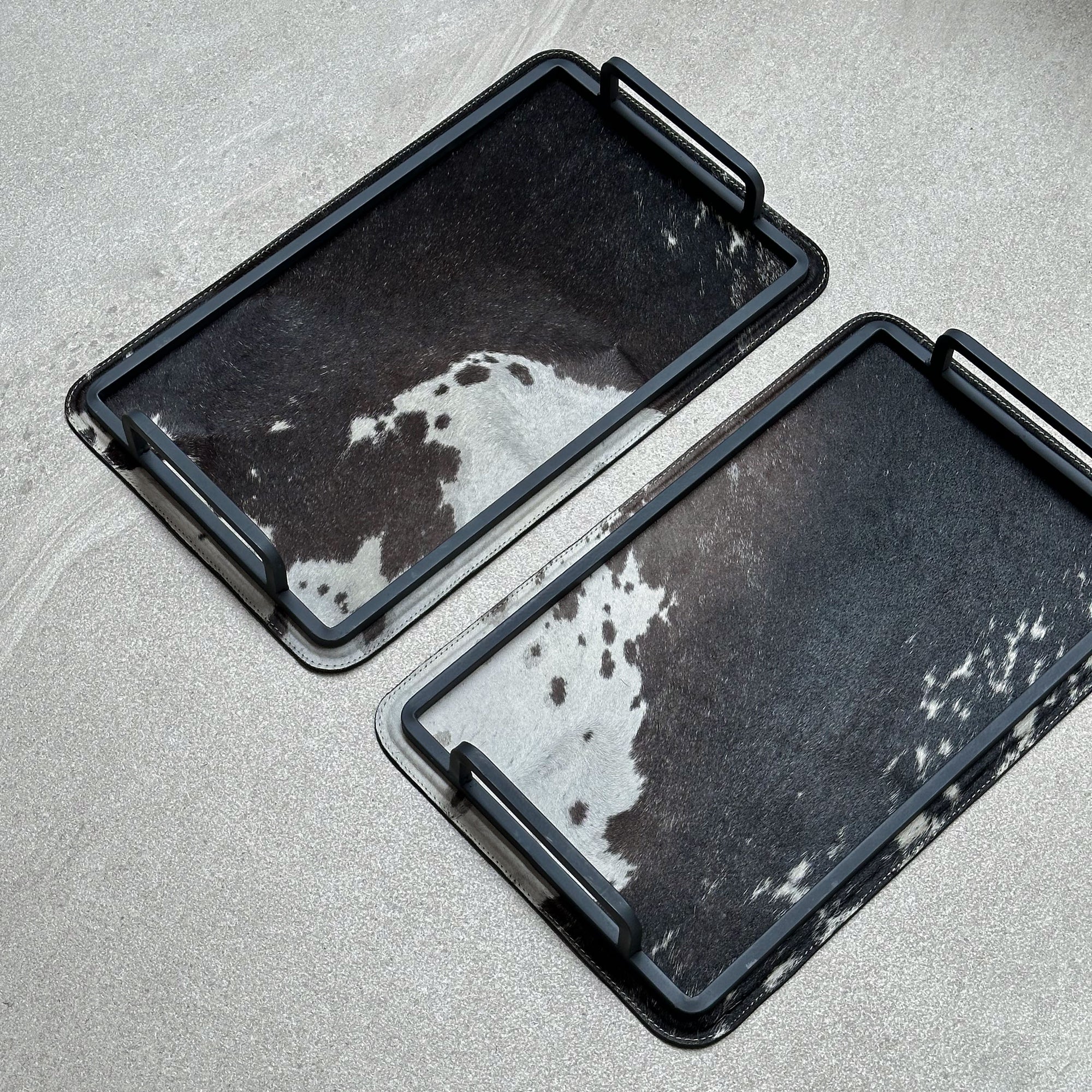 Set de dos charolas chicas - Negras con café y manchas blancas