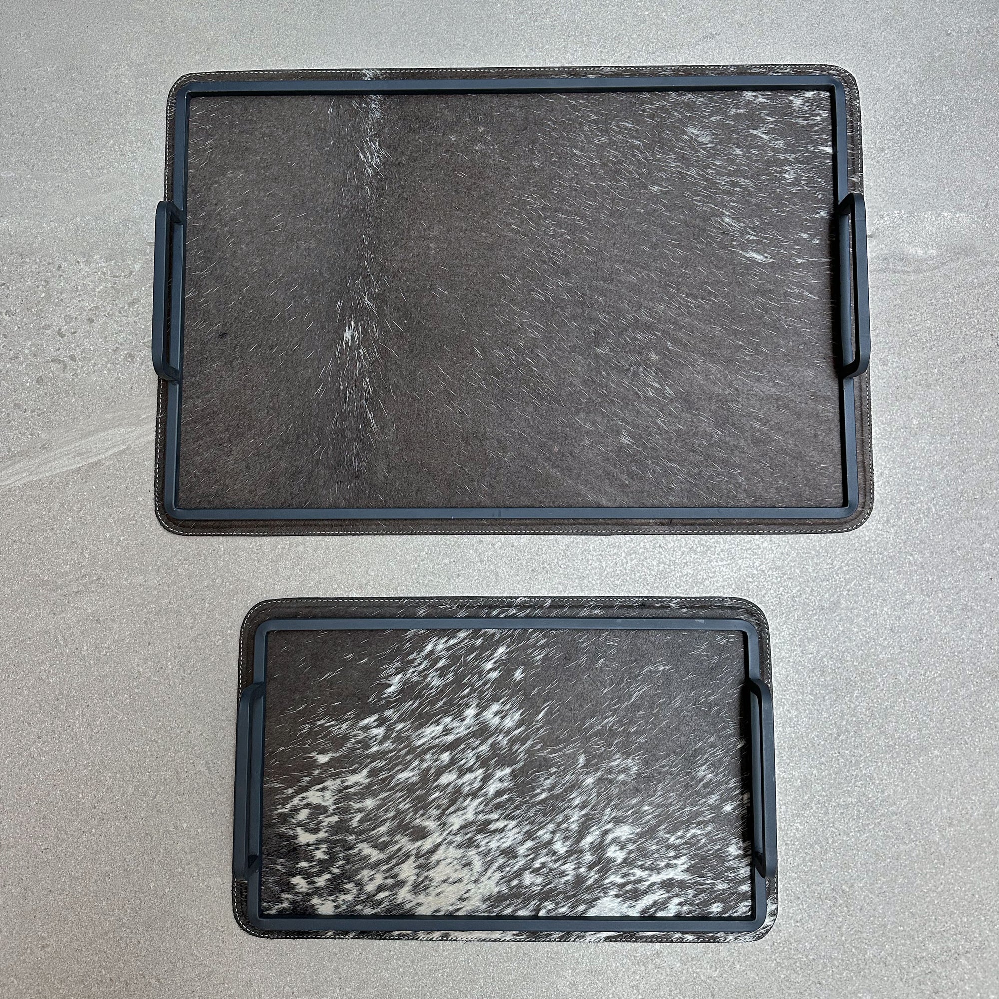 Set charolas con piel de pelo - Café con manchas blancas