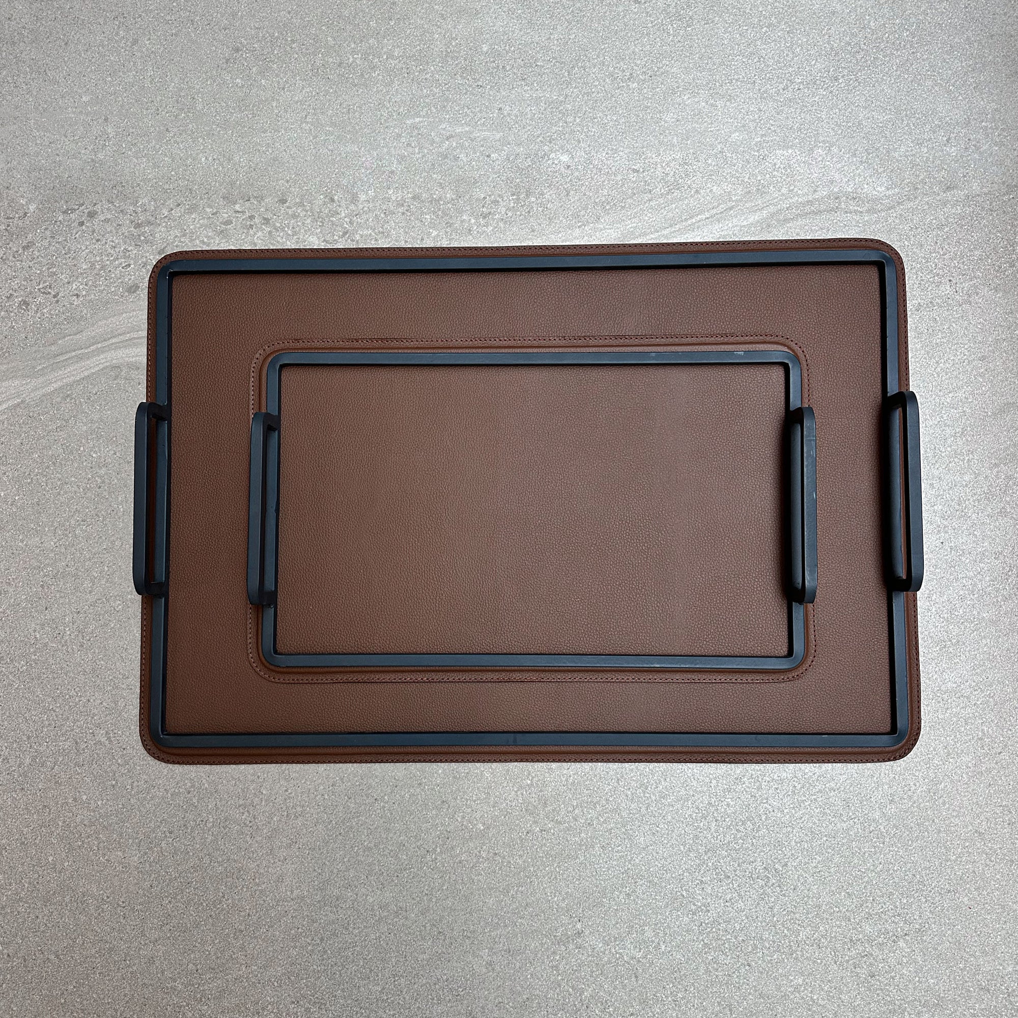 Set de charolas piel lisa grande y chica - Camel