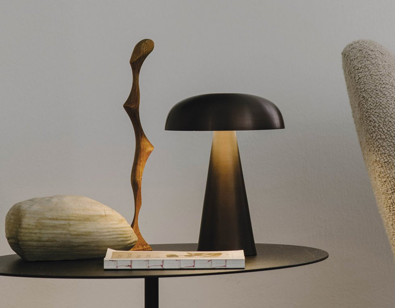 6 ICONIC TABLE LAMPS THAT MADE HISTORY