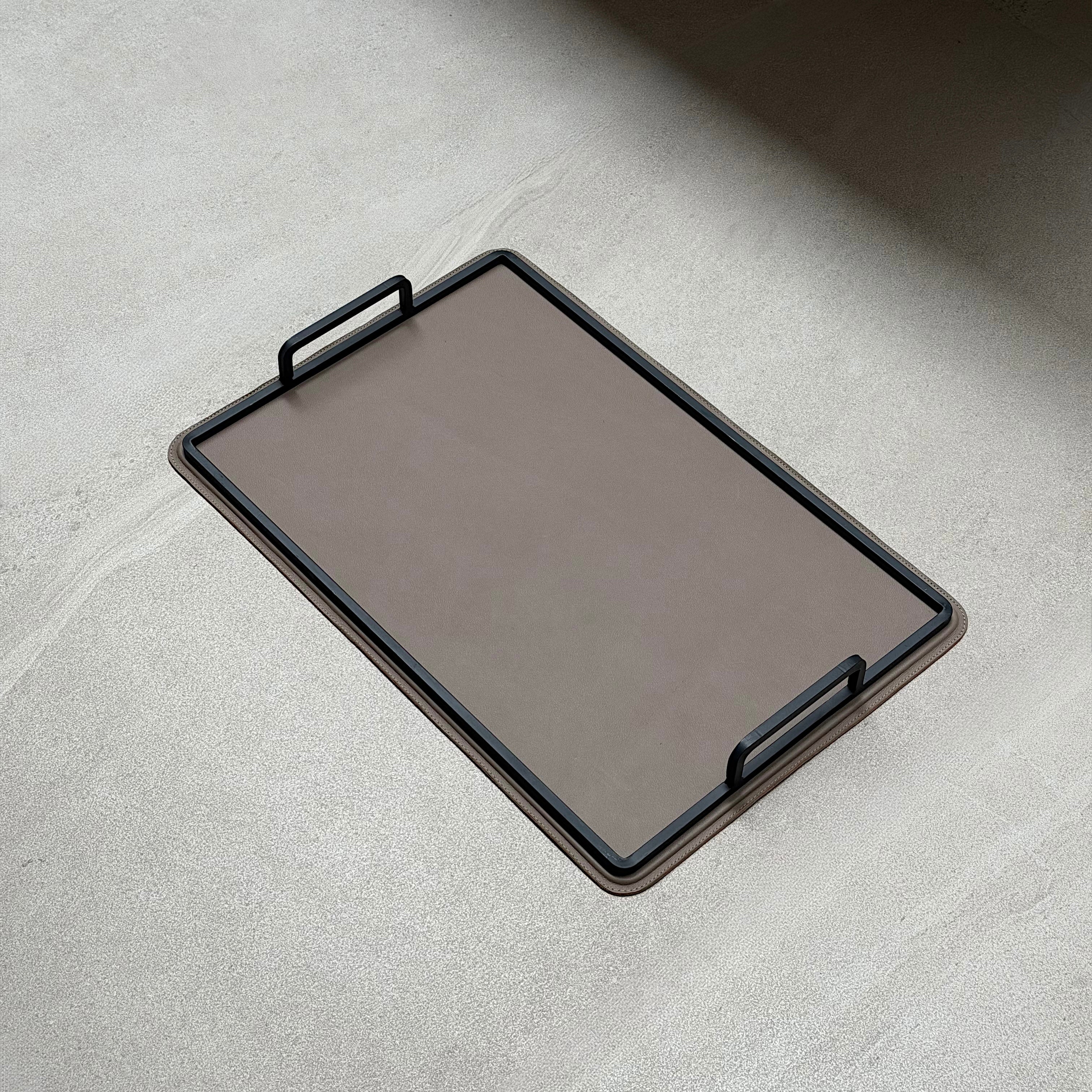 Charola grande de piel - Beige