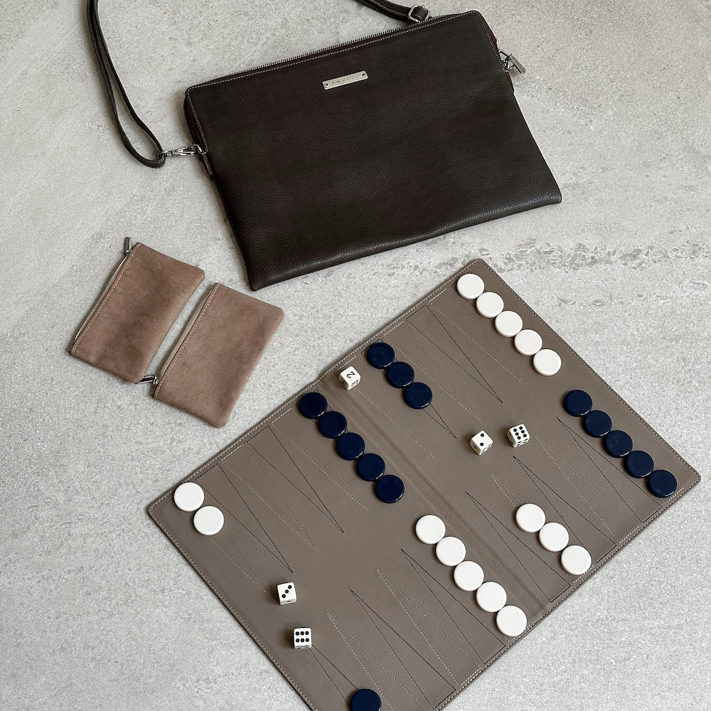 Backgammon de viaje de piel - Verde olivo cocodrilo con beige