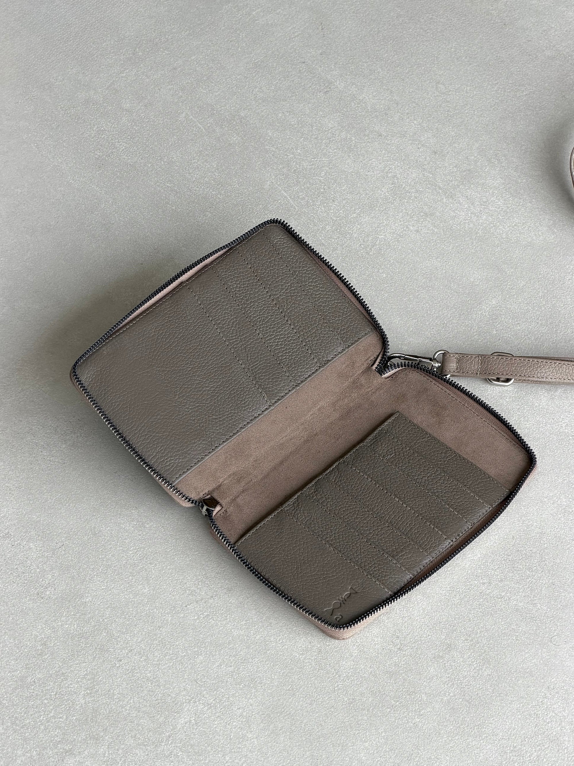 Portapasaporte familiar - Beige con greige