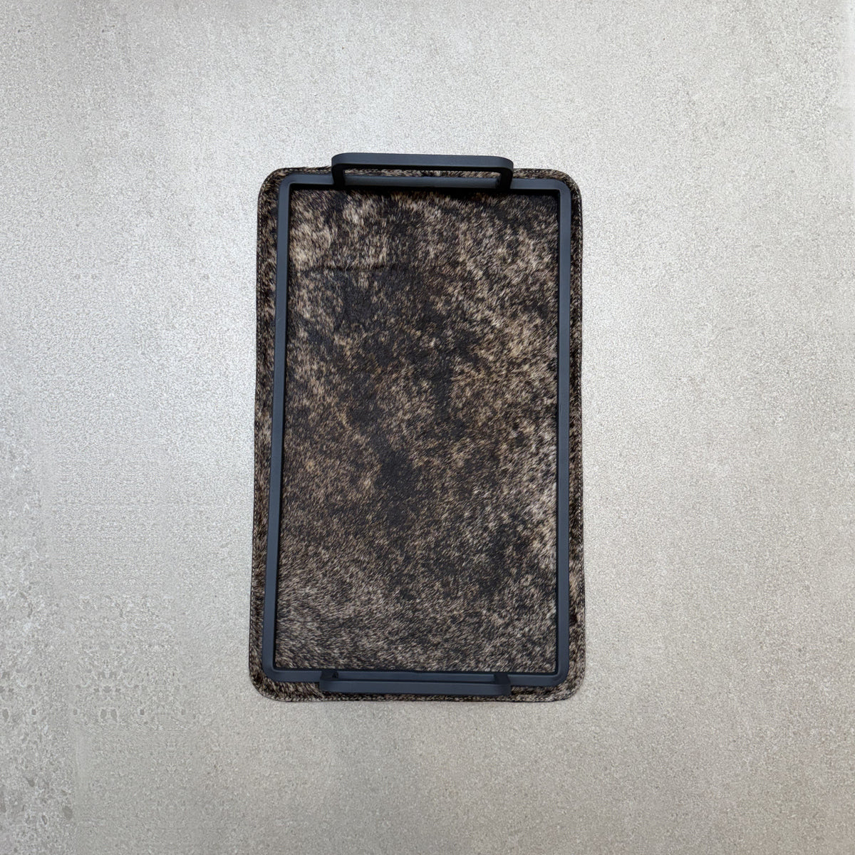 Charola cowhide chica 443 de Amulet, vista superior